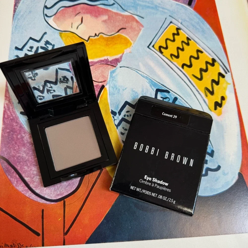 Bobbi Brown Cement 29 DISCONTINUED Original Formula Eye Shadow (2.5g/0.08 oz)